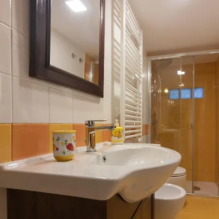 Il Ponticello Del Cavone 4* נאפולי